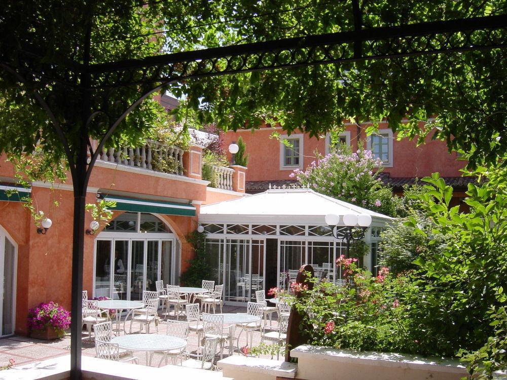 מדריד La Quinta De Los Cedros מראה חיצוני תמונה
